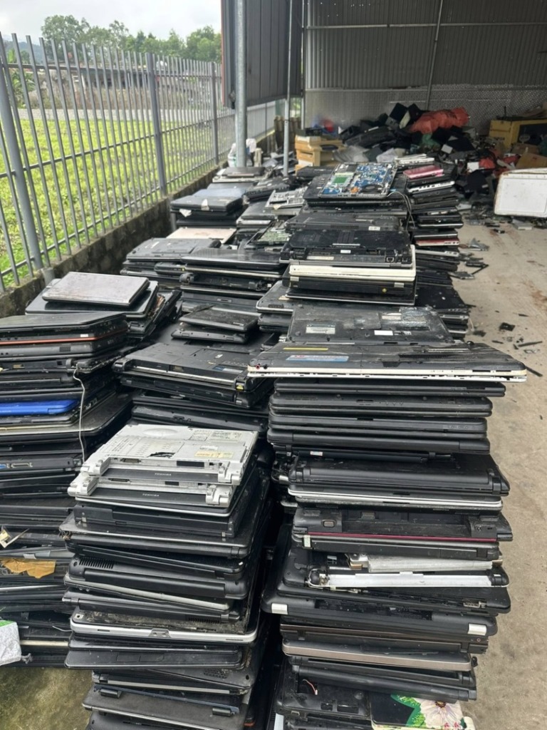 Thu Mua Laptop, Máy Tính Giá Cao Tận Nơi