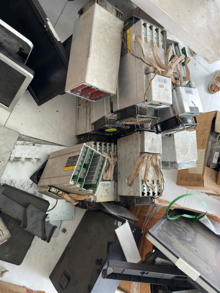 Thu Mua Bộ Lưu Điện UPS Giá Cao Tận Nơi