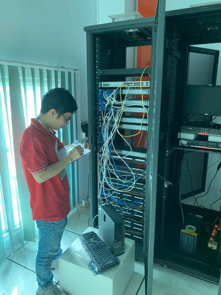 Cách kiểm tra hiệu suất server cũ trước khi thanh lý.