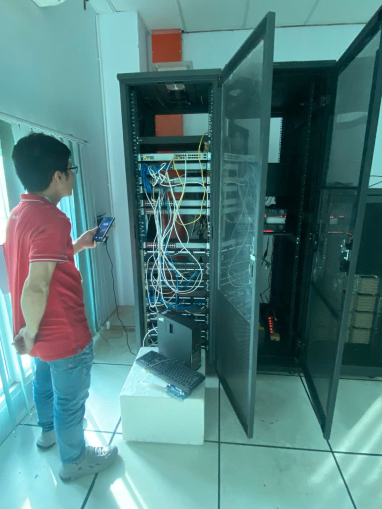 So sánh chi phí bảo trì server cũ và mua server mới 2025