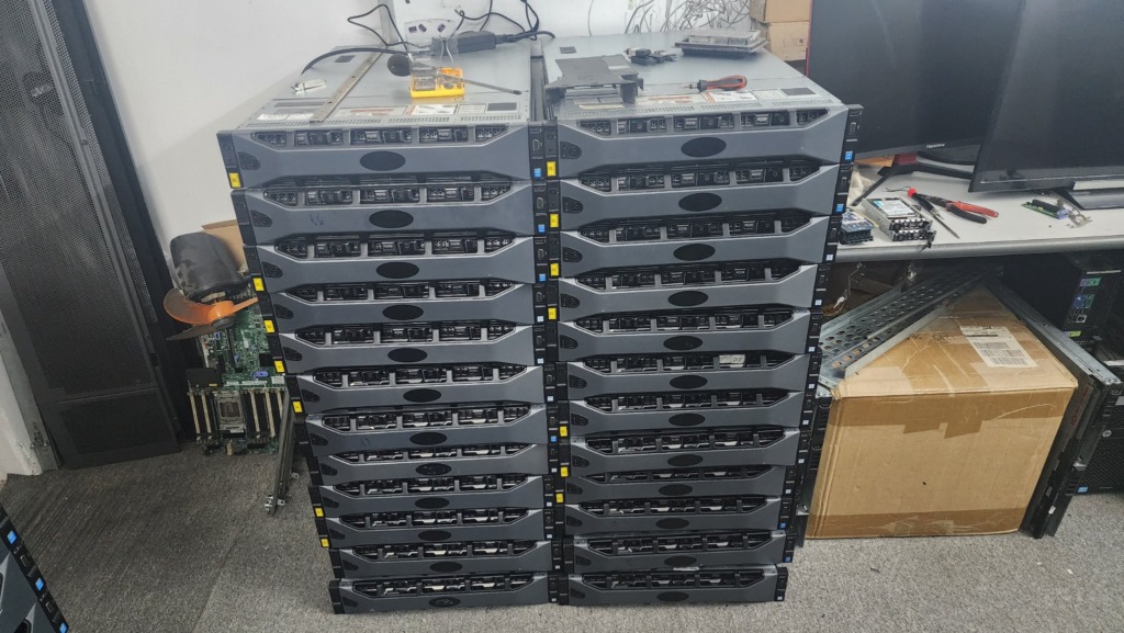Thu mua server cũ HCM | Báo giá nhanh, đến tận nơi sau 30 phút