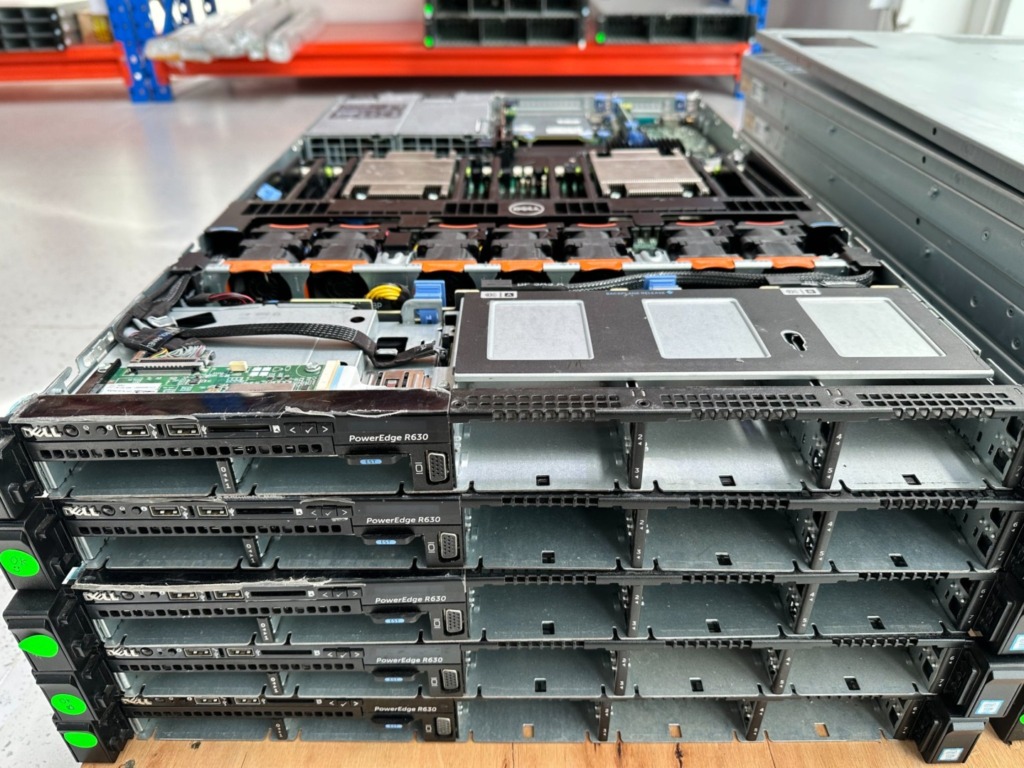 Server cũ từ Data Center và từ văn phòng – Khác biệt ở đâu